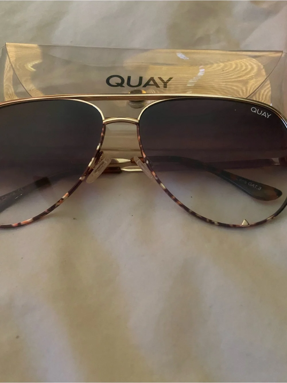 Quay Australia high key Rivet Tortoise frames